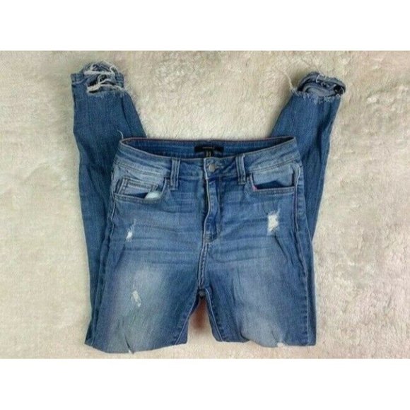 Forever 21 Size 25 Womens Jeans Med Wash Stretch Mid Rise Rip Torn Distr… - Picture 2 of 4